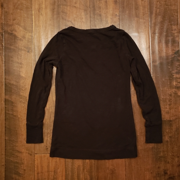 Reindeer Long Sleeve with Chain Print on Antlers - Picture 4 of 4